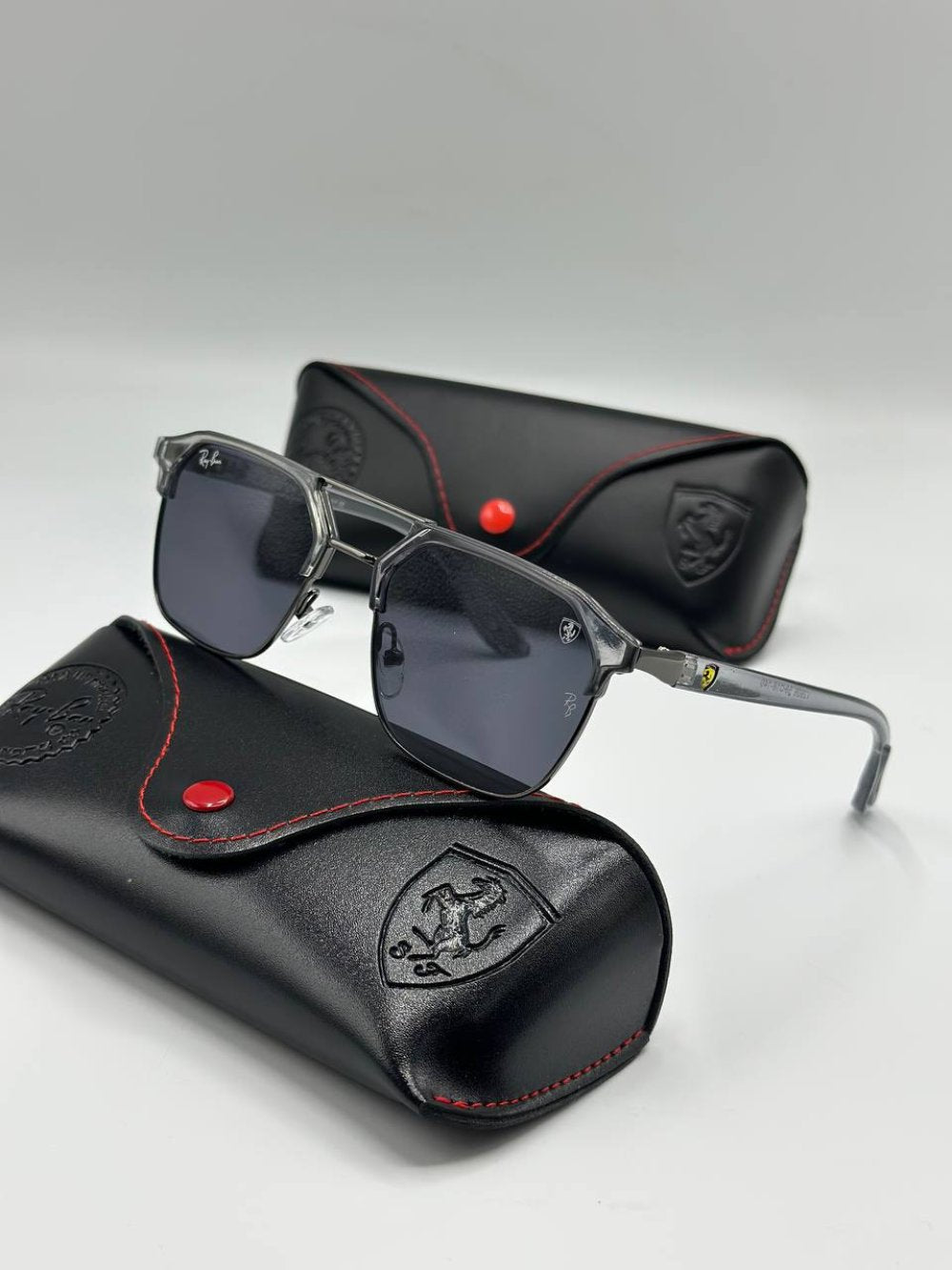 Ray-Ban Scuderia Ferrari Gri Unisex Güneş Gözlüğü  G3072-VLL