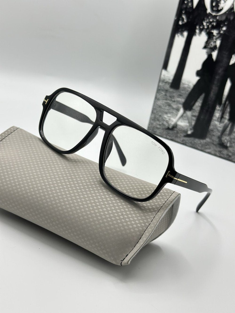 Tom Ford Siyah Çerçeve Şeffaf Cam Unisex Güneş Gözlüğü  G1984-VLL